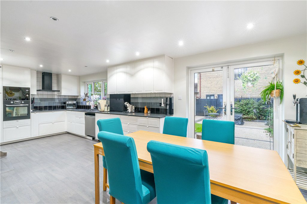 Greystone Close, Burley in Wharfedale, Ilkley, West Yorkshire, LS29, photo 5