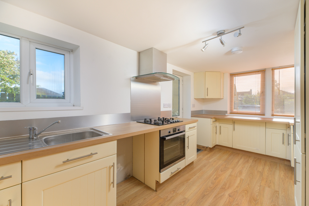 Eldwick Croft, Eldwick, Bingley, West Yorkshire, BD16, photo 48