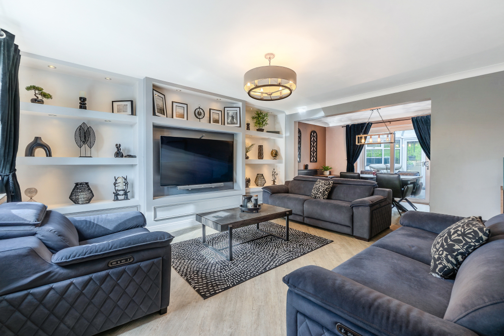 Ball Grove Drive, Colne, Lancashire, BB8, photo 3