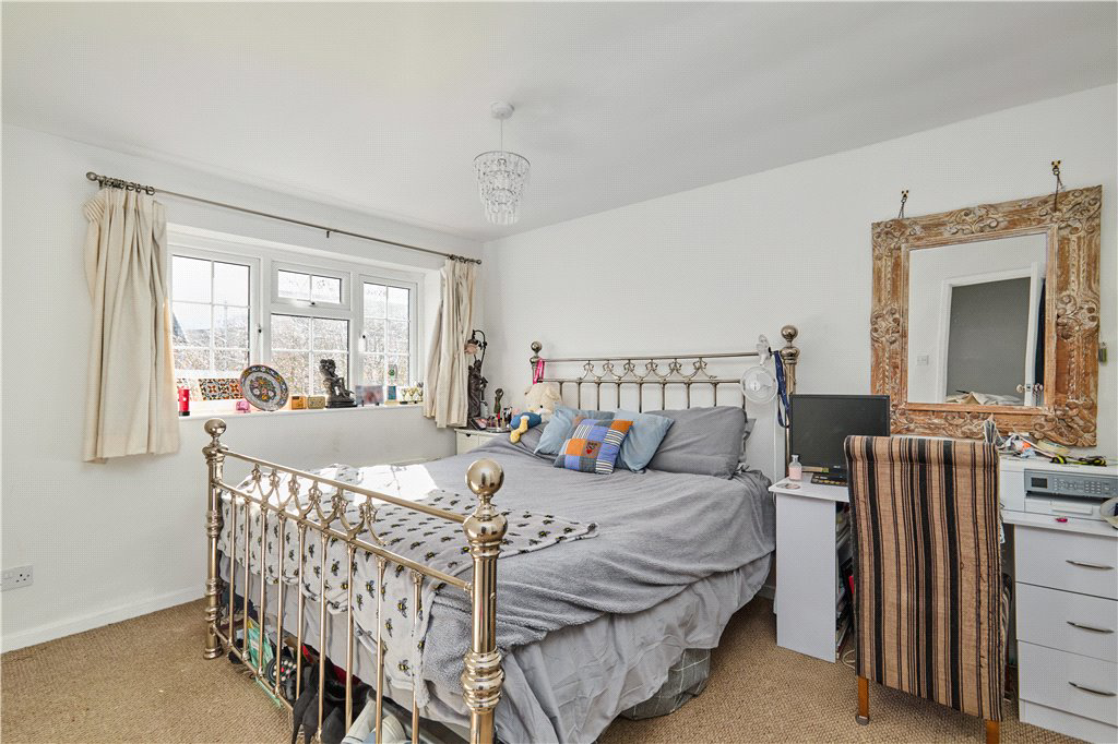 St Michaels Way, Burley in Wharfedale, Ilkley, Bradford, LS29, photo 6