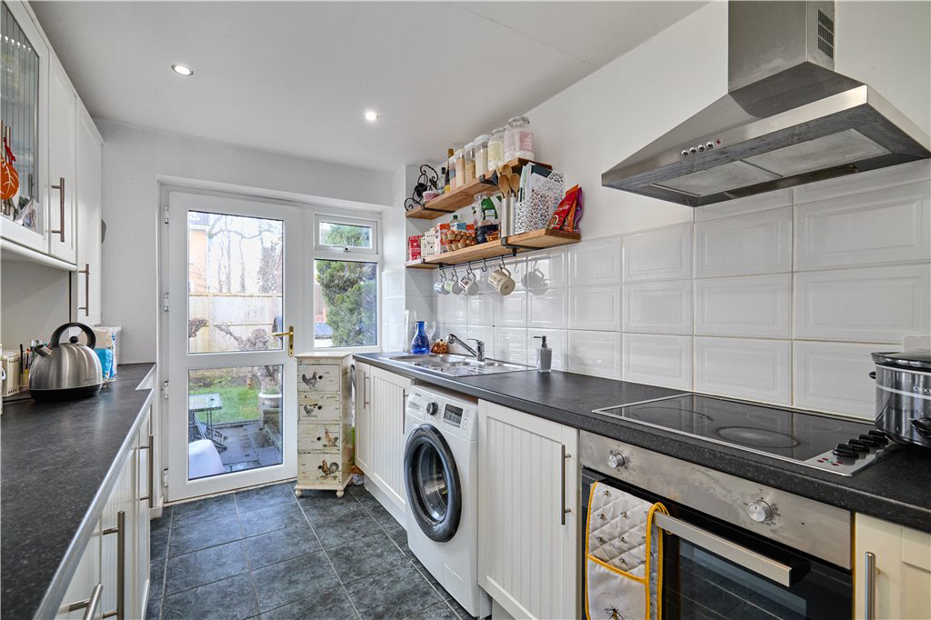 St Michaels Way, Burley in Wharfedale, Ilkley, Bradford, LS29, photo 5