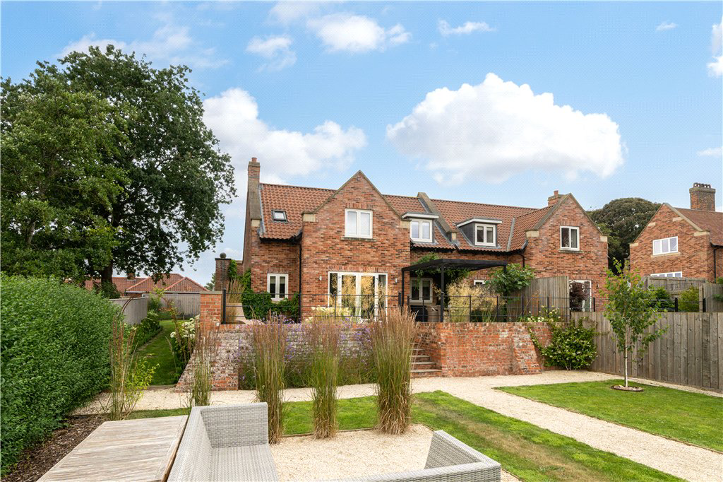Yeoman Court, Brompton, Northallerton, North Yorkshire, DL6, photo 18