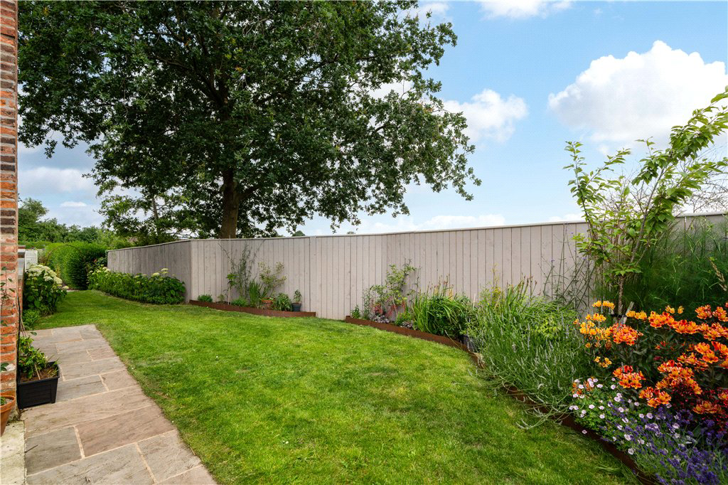 Yeoman Court, Brompton, Northallerton, North Yorkshire, DL6, photo 23