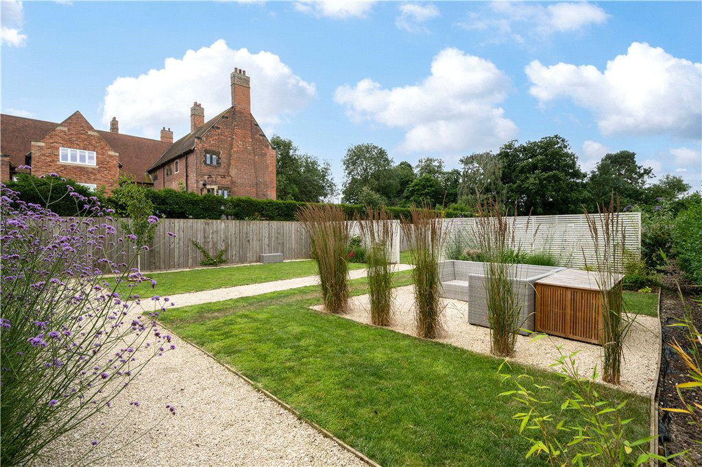 Yeoman Court, Brompton, Northallerton, North Yorkshire, DL6, photo 22