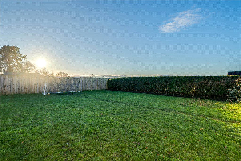Yeoman Court, Brompton, Northallerton, North Yorkshire, DL6, photo 27