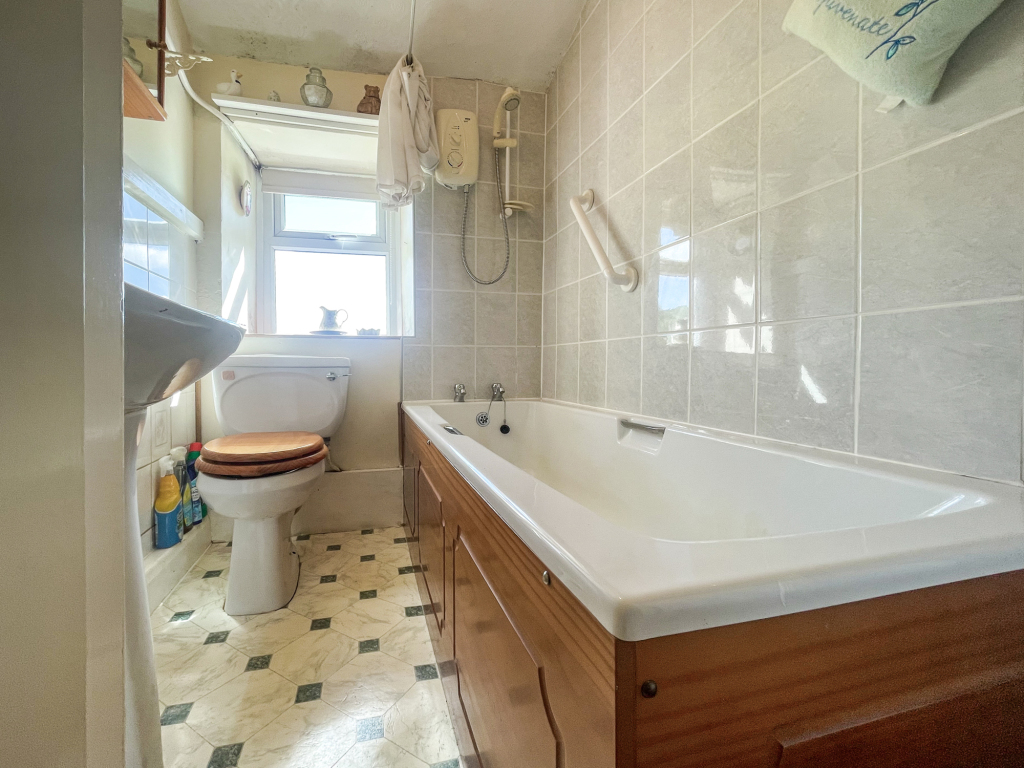 Birch Hall Lane, Earby, Barnoldswick, Lancashire, BB18, photo 8
