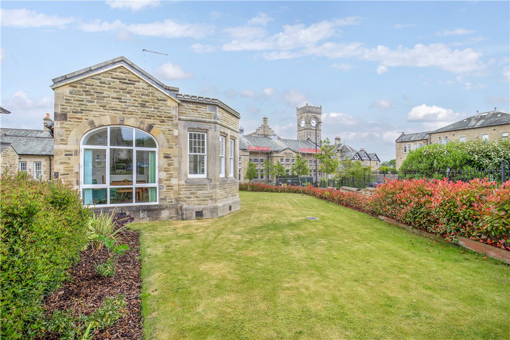 Norwood Drive, Menston, Ilkley, West Yorkshire, LS29, photo 23