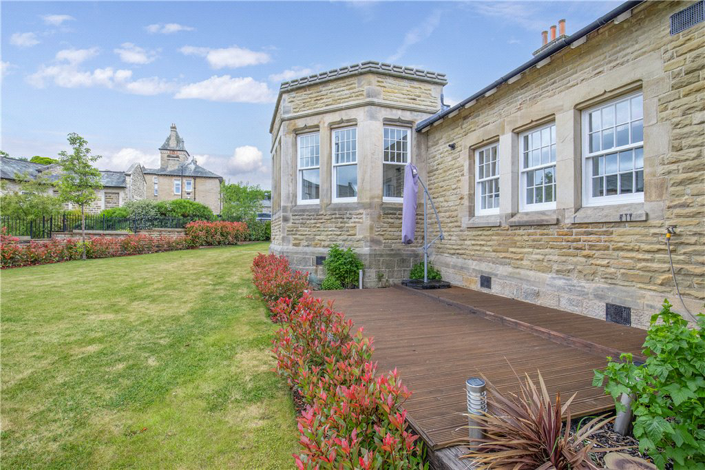 Norwood Drive, Menston, Ilkley, West Yorkshire, LS29, photo 17