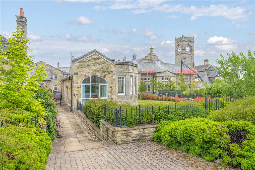Norwood Drive, Menston, Ilkley, West Yorkshire, LS29, photo 24