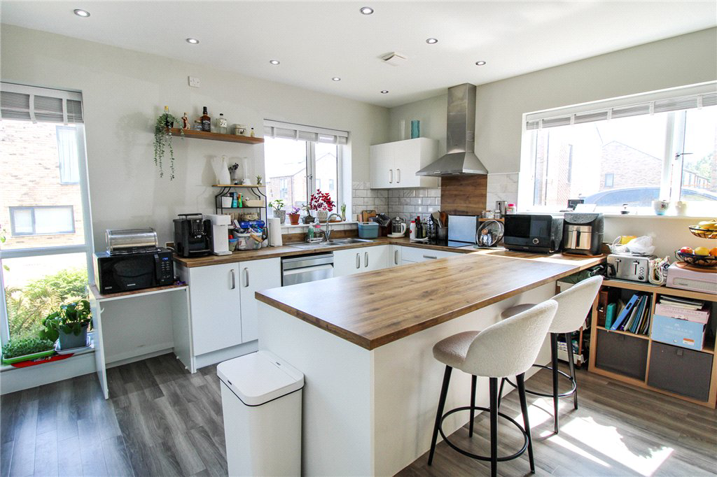 Swinsty Close, Harrogate, North Yorkshire, HG3, photo 4