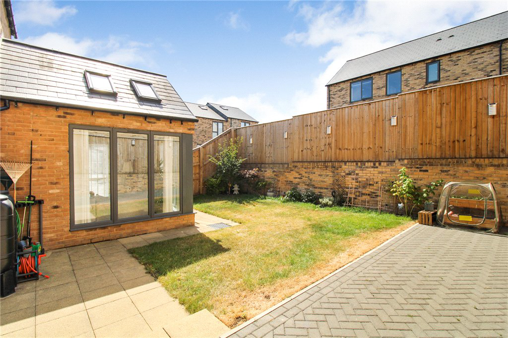 Swinsty Close, Harrogate, North Yorkshire, HG3, photo 8