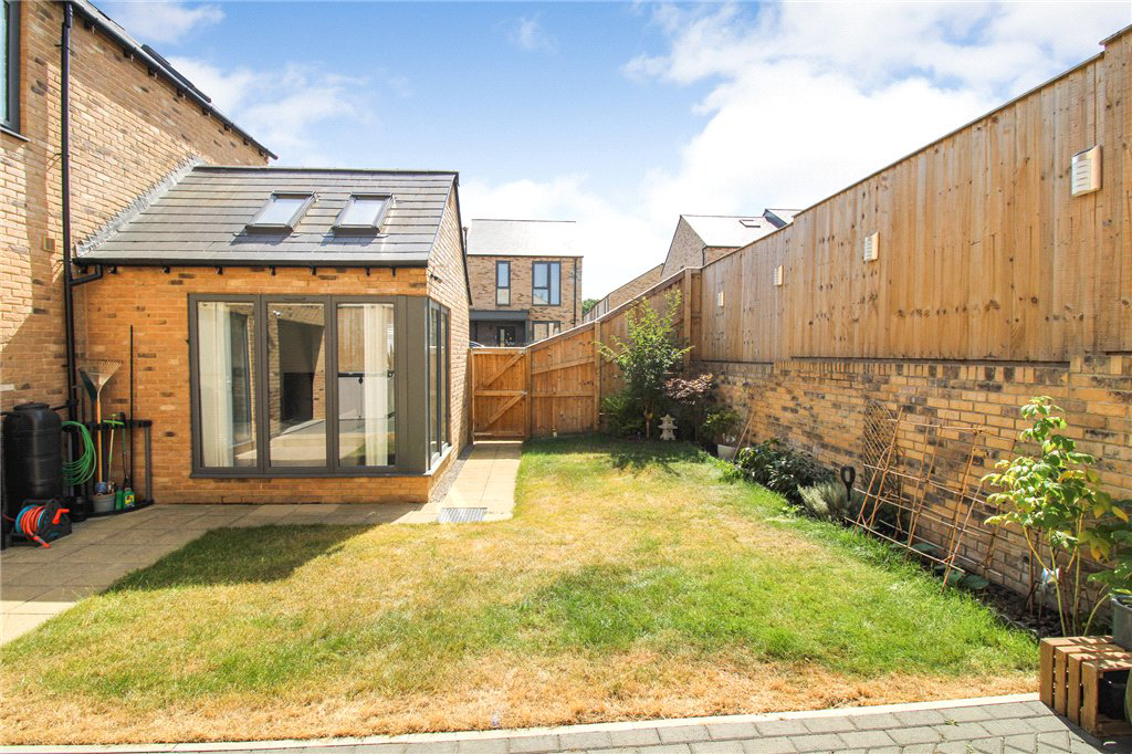 Swinsty Close, Harrogate, North Yorkshire, HG3, photo 9