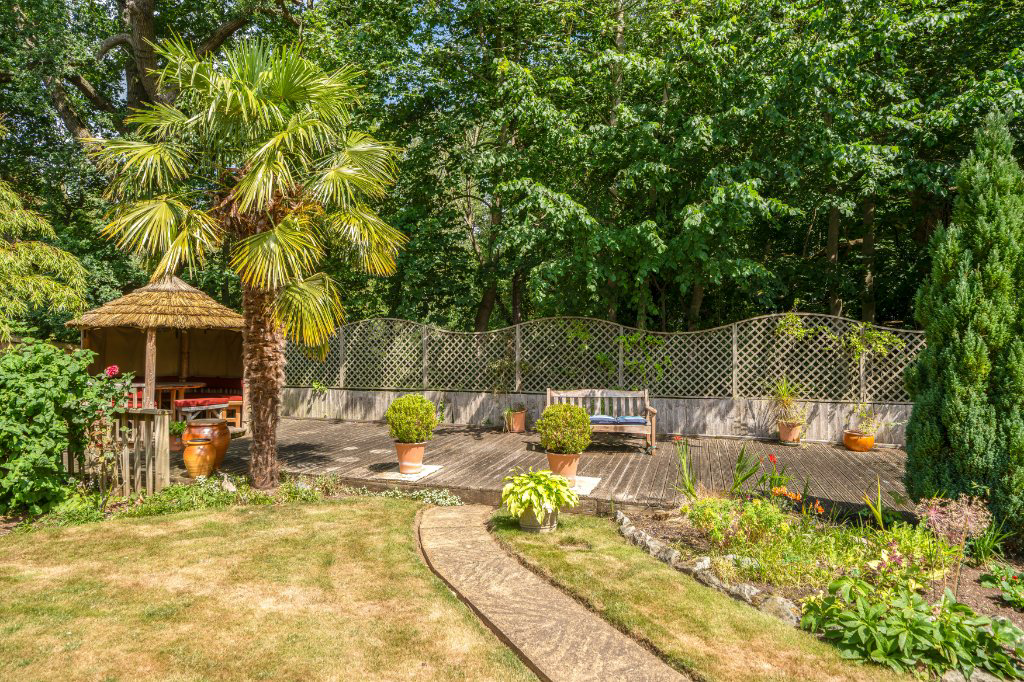 Private Garden