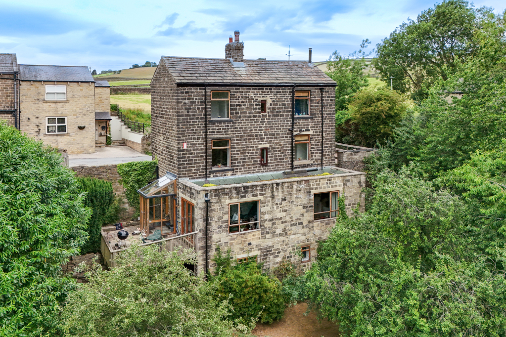 Green End Road, East Morton, West Yorkshire, BD20