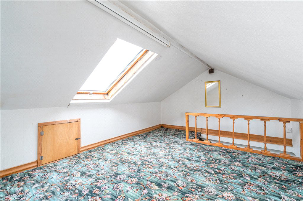 Swincar Avenue, Yeadon, Leeds, West Yorkshire, LS19, photo 9