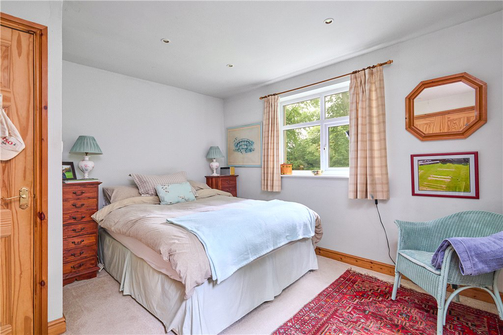 Denton Road, Ilkley, West Yorkshire, LS29, photo 14