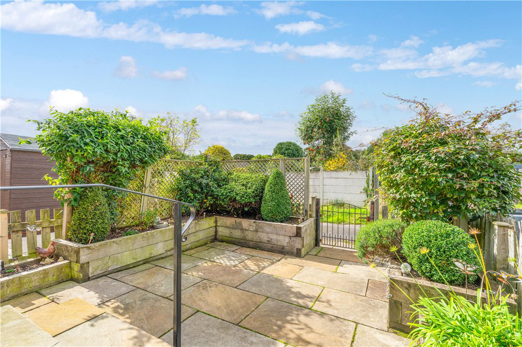 Swincar Avenue, Yeadon, Leeds, West Yorkshire, LS19, photo 2