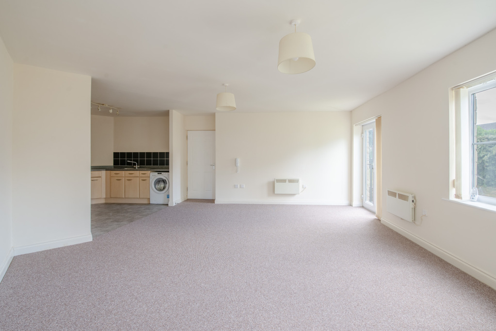 Merchants Court, Bingley, West Yorkshire, BD16, photo 3