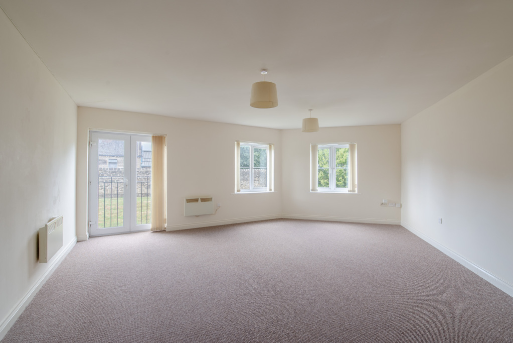 Merchants Court, Bingley, West Yorkshire, BD16, photo 2