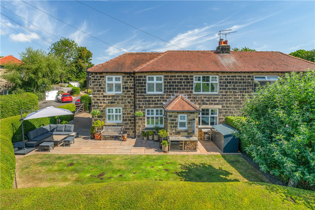 Nunroyd Avenue, Guiseley, Leeds, West Yorkshire, LS20