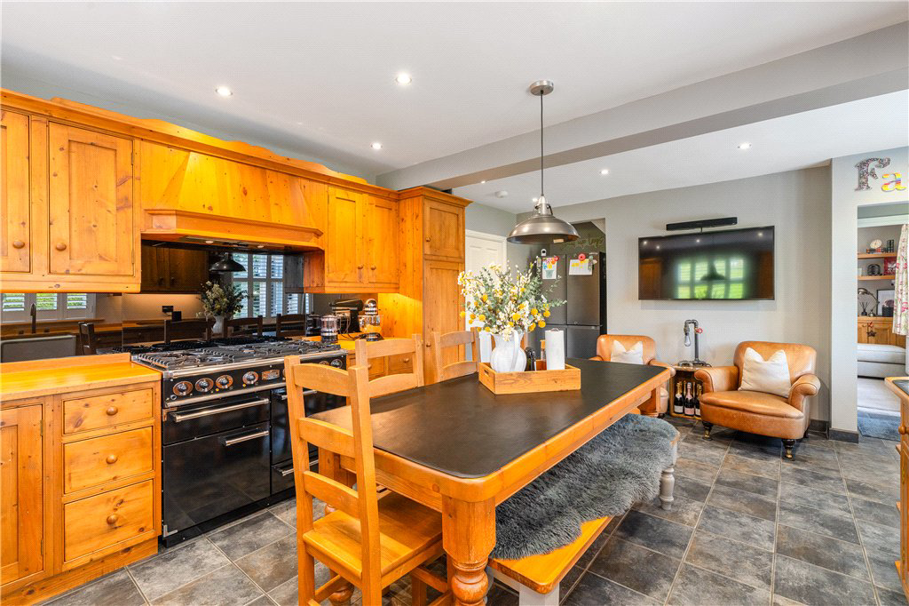 Nunroyd Avenue, Guiseley, Leeds, West Yorkshire, LS20, photo 16