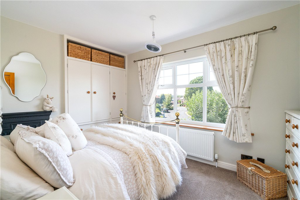 Nunroyd Avenue, Guiseley, Leeds, West Yorkshire, LS20, photo 4