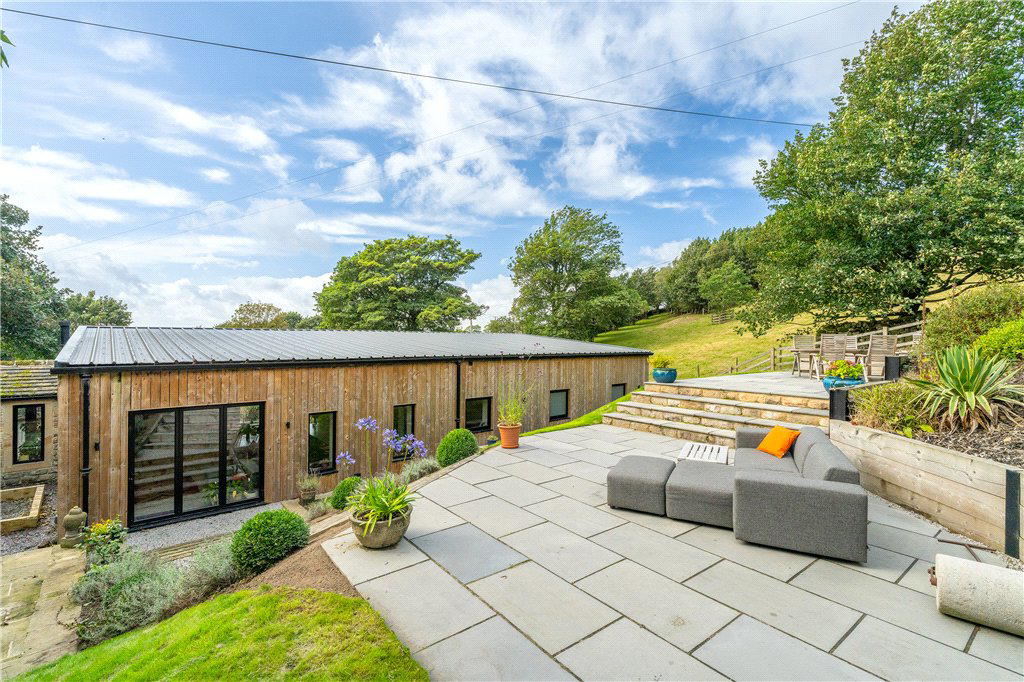 Ghyll Grange Lane, Silsden, Keighley, West Yorkshire, BD20, photo 19