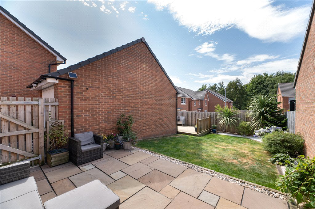 Bradfield Avenue, Morley, Leeds, West Yorkshire, LS27, photo 27