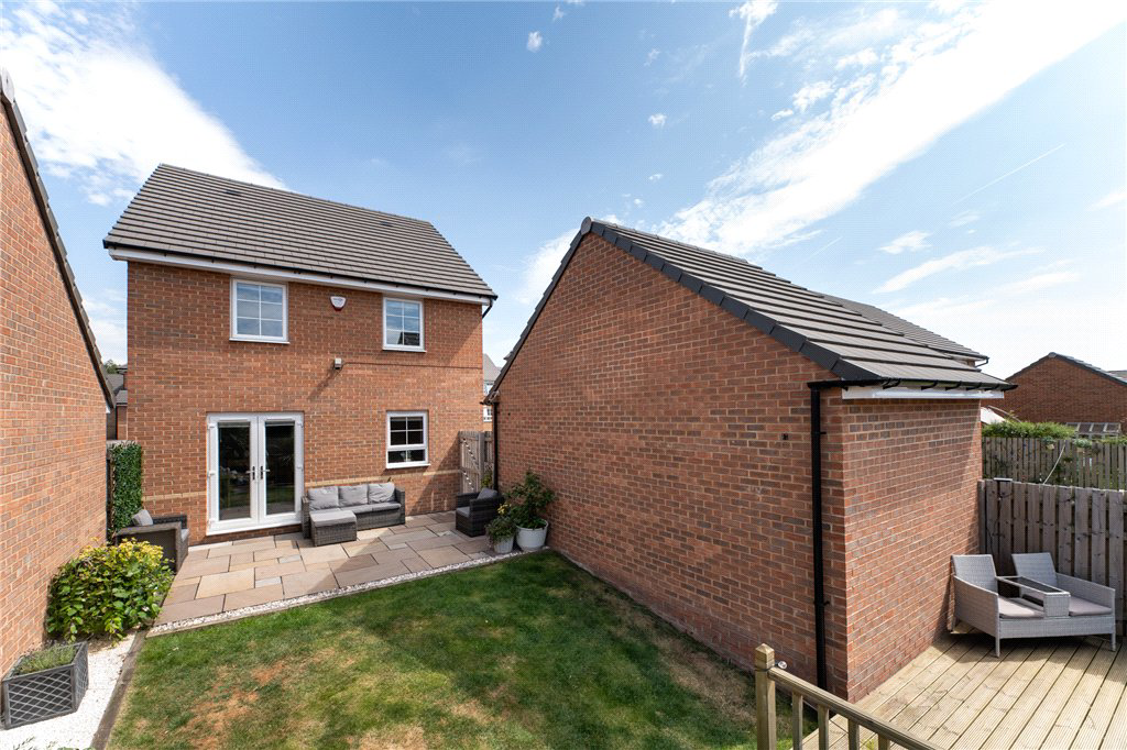 Bradfield Avenue, Morley, Leeds, West Yorkshire, LS27, photo 25