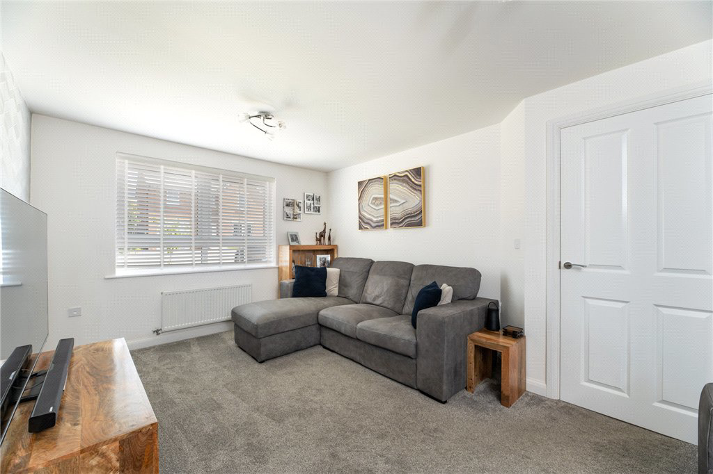 Bradfield Avenue, Morley, Leeds, West Yorkshire, LS27, photo 4