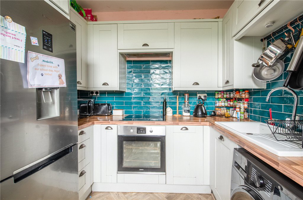 Spring Bank, Cullingworth, BD13, photo 5