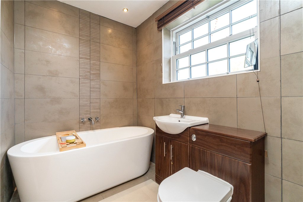 Church Lane, Pool in Wharfedale, Otley, West Yorkshire, LS21, photo 16