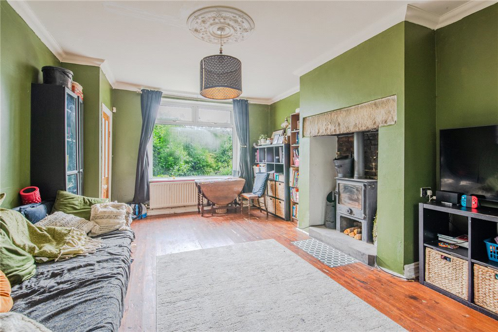 Spring Bank, Cullingworth, BD13, photo 2