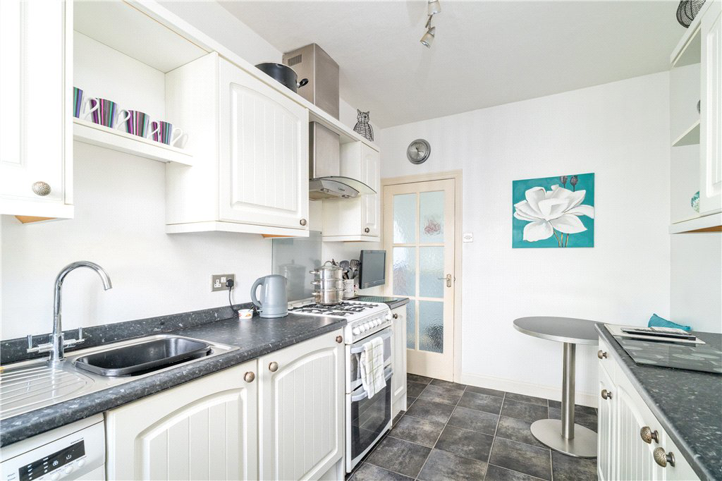 Hawksworth Lane, Guiseley, Leeds, West Yorkshire, LS20, photo 8