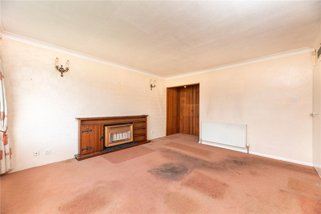 Moorside Walk, Drighlington, Bradford, West Yorkshire, BD11, photo 4