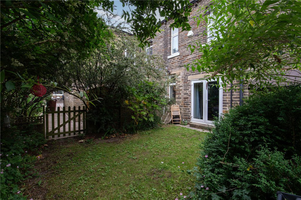 Spring Bank, Cullingworth, BD13, photo 17