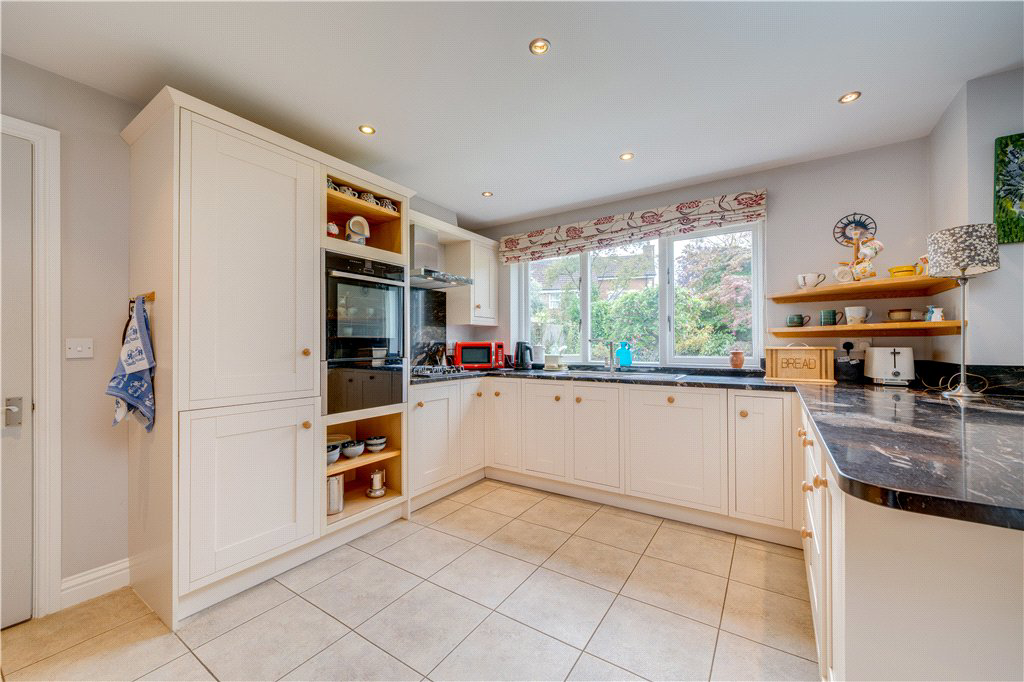 Clotherholme Road, Ripon, North Yorkshire, HG4, photo 3