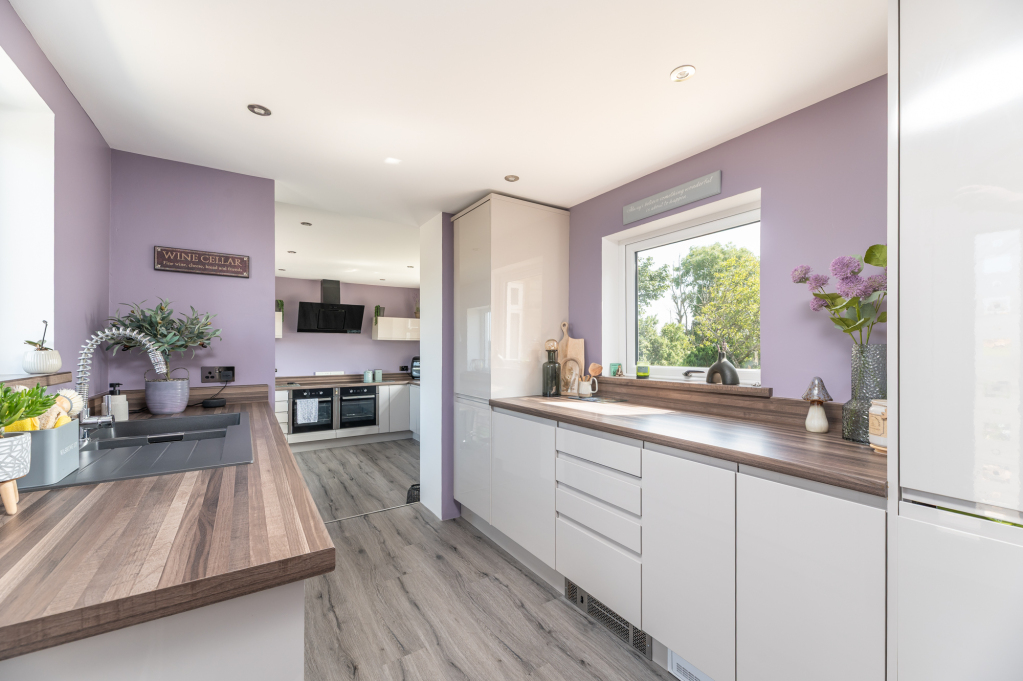 Halifax Road, Denholme, West Yorkshire, BD13, photo 9