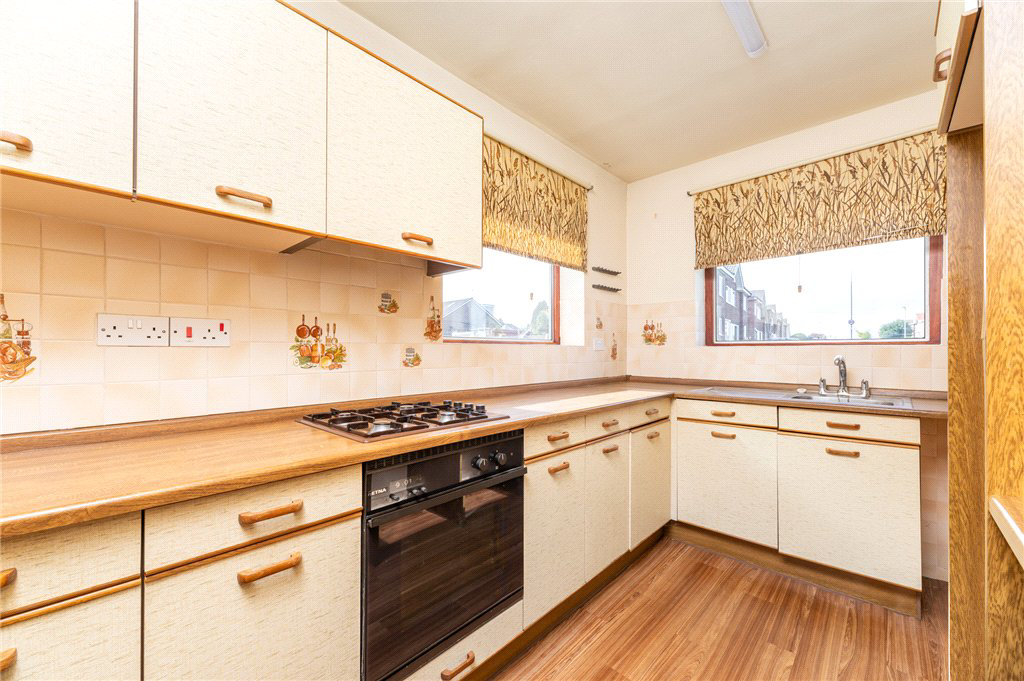 Moorside Walk, Drighlington, Bradford, West Yorkshire, BD11, photo 6