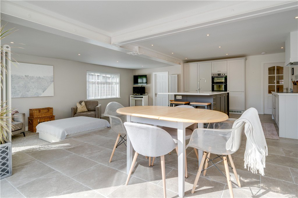 Low Field Lane, Staveley, Knaresborough, HG5, photo 3