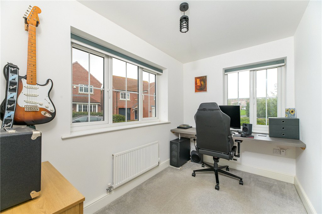 Wise Crescent, Morley, Leeds, West Yorkshire, LS27, photo 5