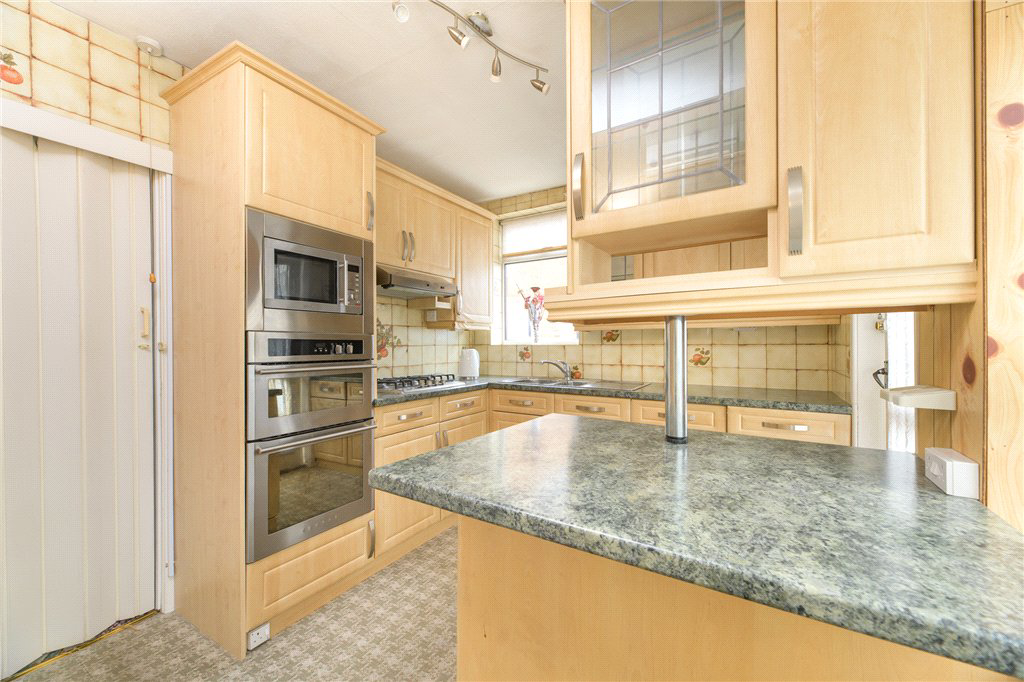 Scott Green Crescent, Gildersome, Morley, Leeds, LS27, photo 8