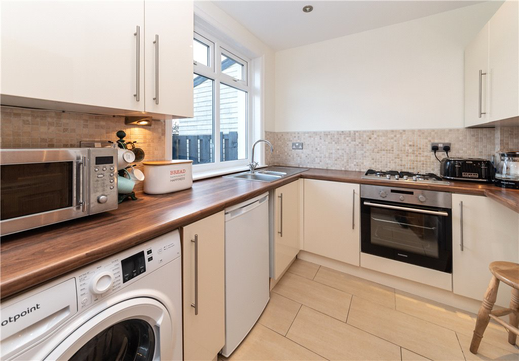 Rylands Avenue, Gilstead, Bingley, BD16, photo 7