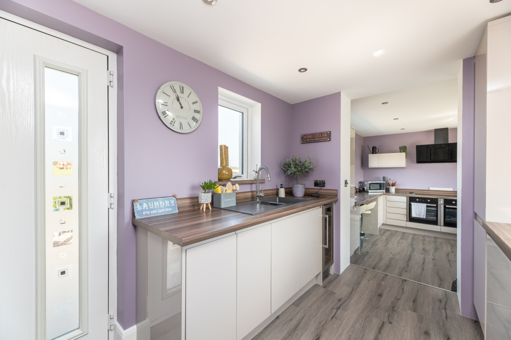 Halifax Road, Denholme, West Yorkshire, BD13, photo 27