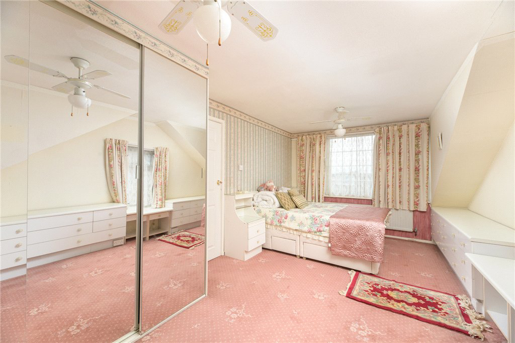 Scott Green Crescent, Gildersome, Morley, Leeds, LS27, photo 13
