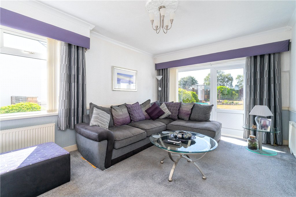 Hawksworth Lane, Guiseley, Leeds, West Yorkshire, LS20, photo 4