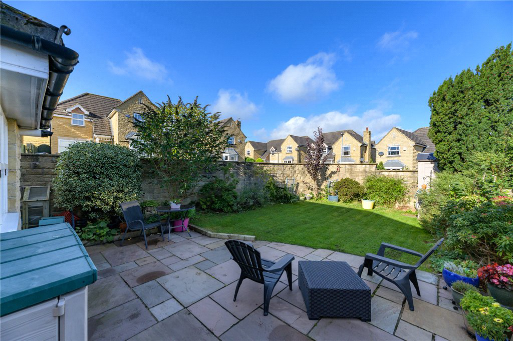 Magnolia Drive, Allerton, Bradford, West Yorkshire, BD15, photo 2
