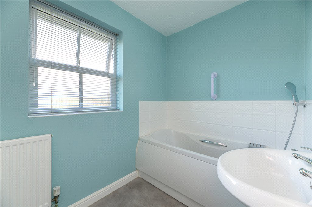 Magnolia Drive, Allerton, Bradford, West Yorkshire, BD15, photo 18