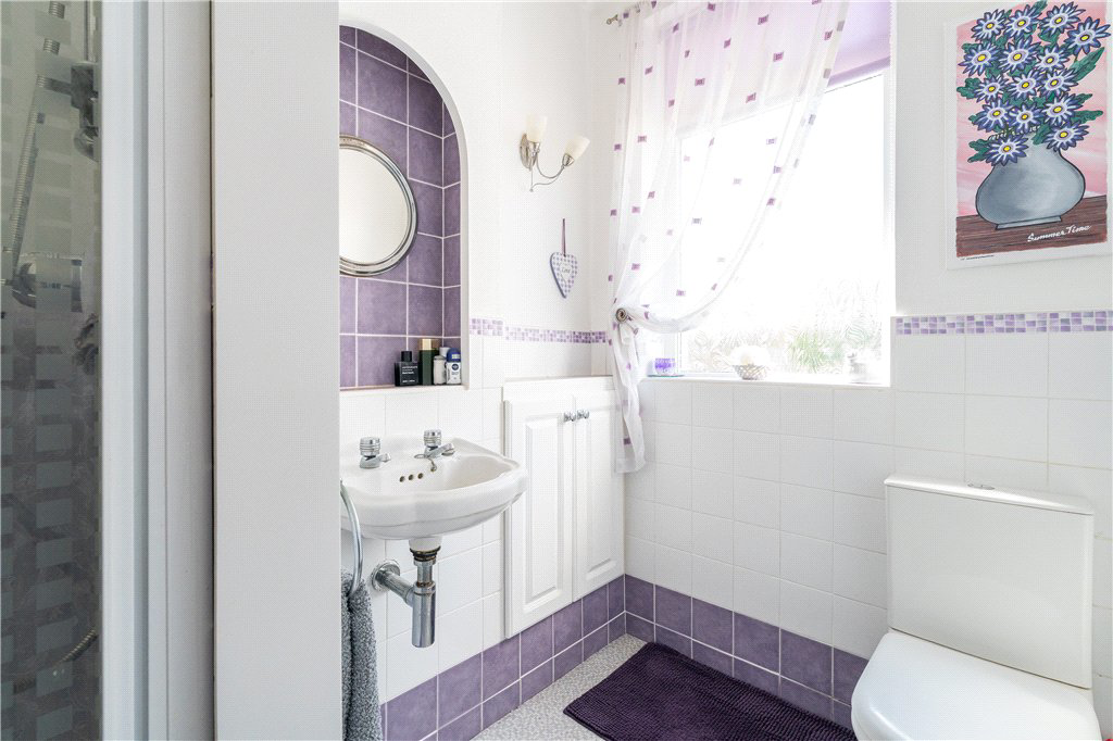 Hawksworth Lane, Guiseley, Leeds, West Yorkshire, LS20, photo 12