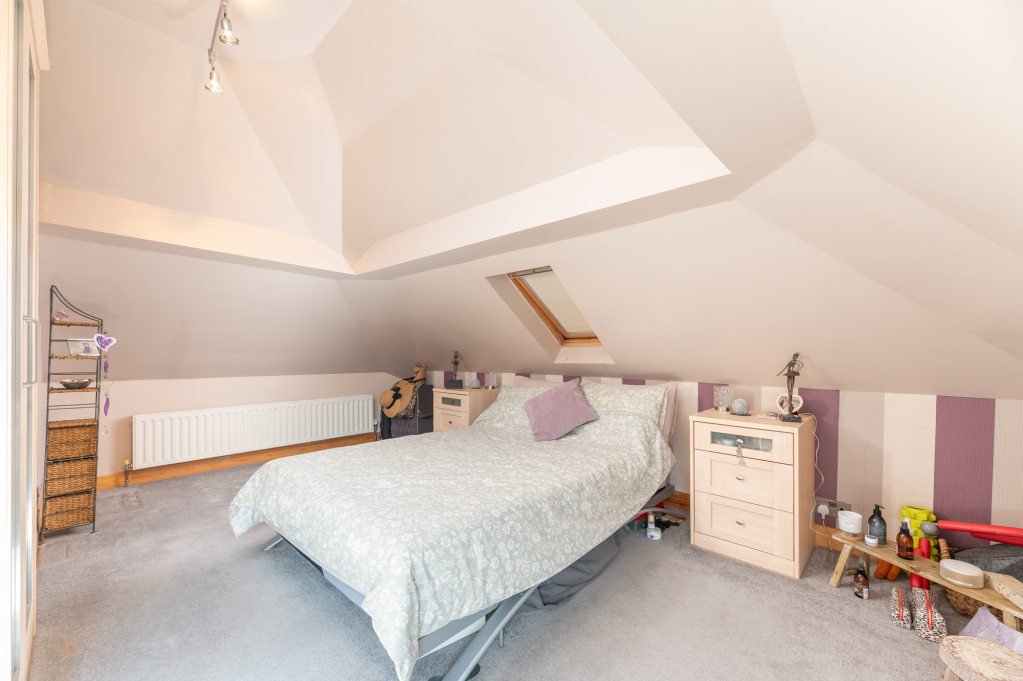 Halifax Road, Denholme, West Yorkshire, BD13, photo 20